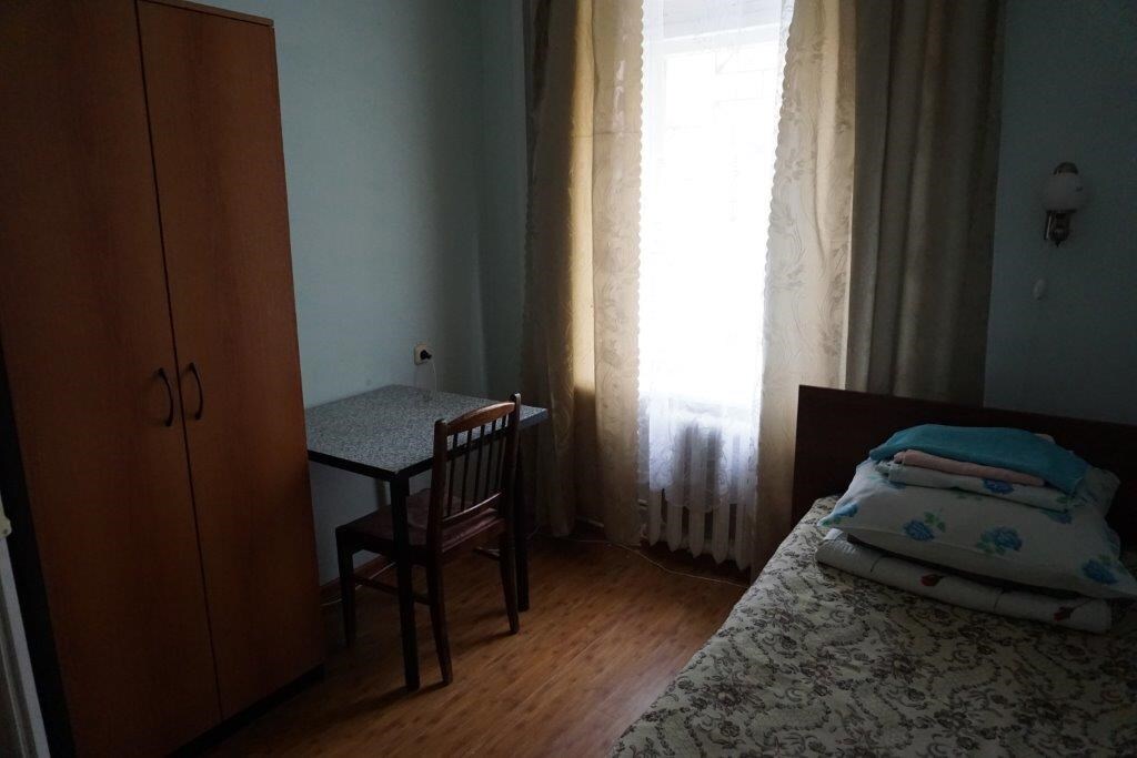 1-местный