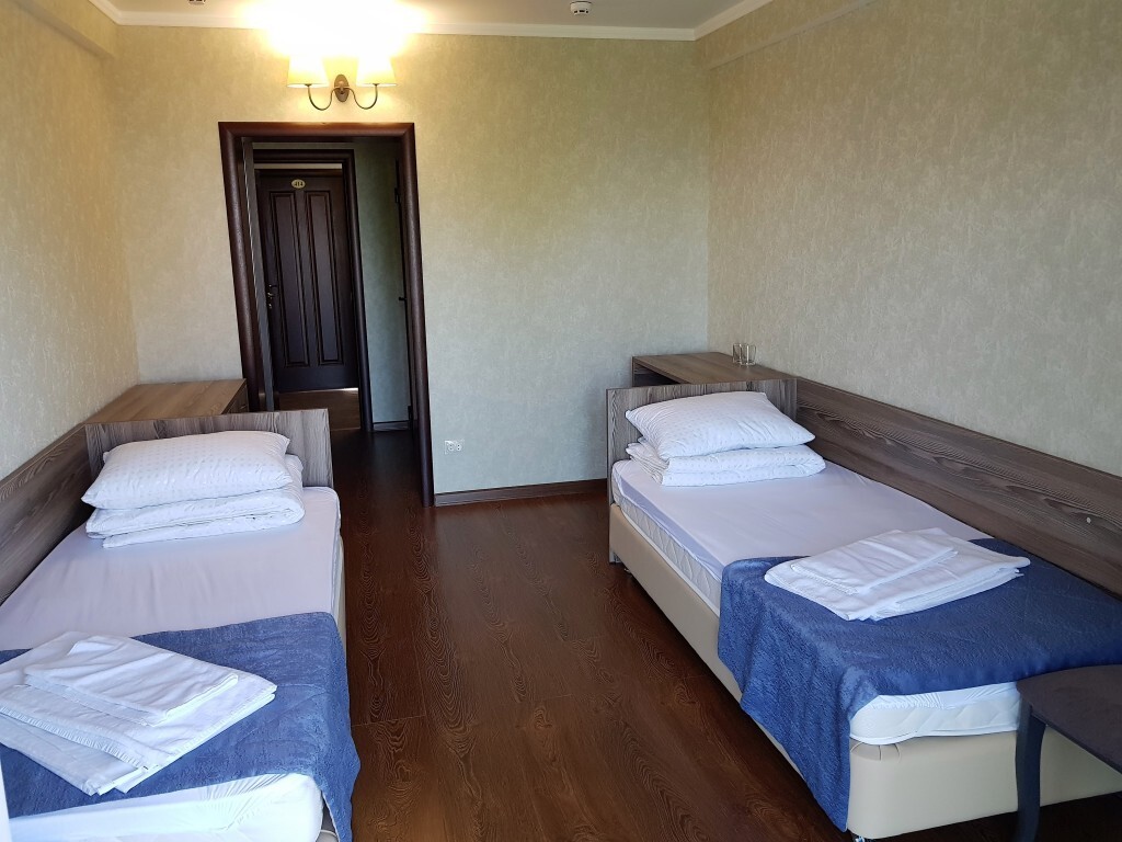2-местный (1,2,4,5 этаж) вид на горы, корп.1