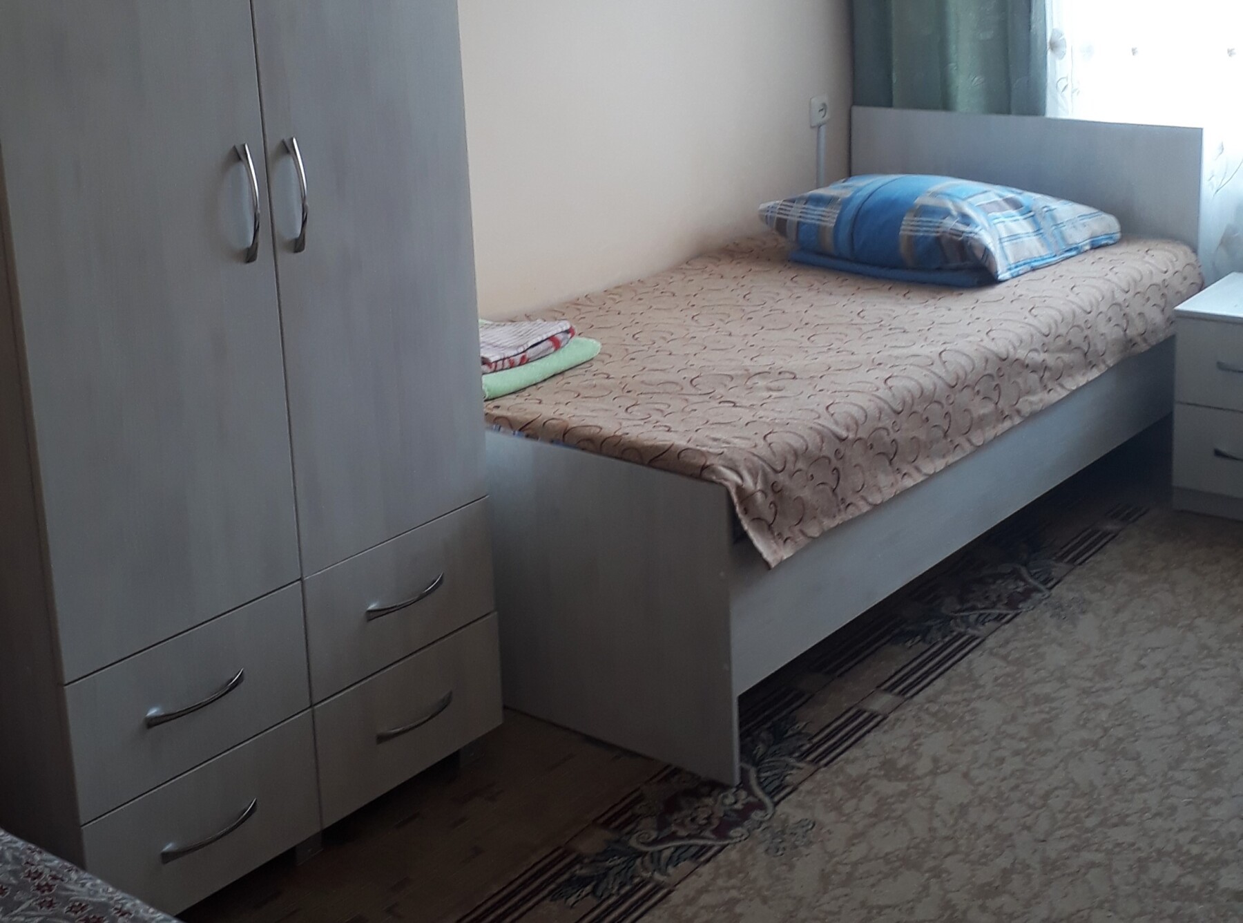 3-местный