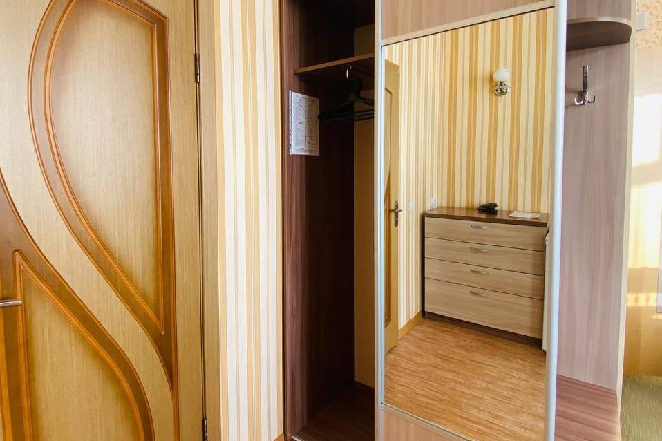 2-местный
