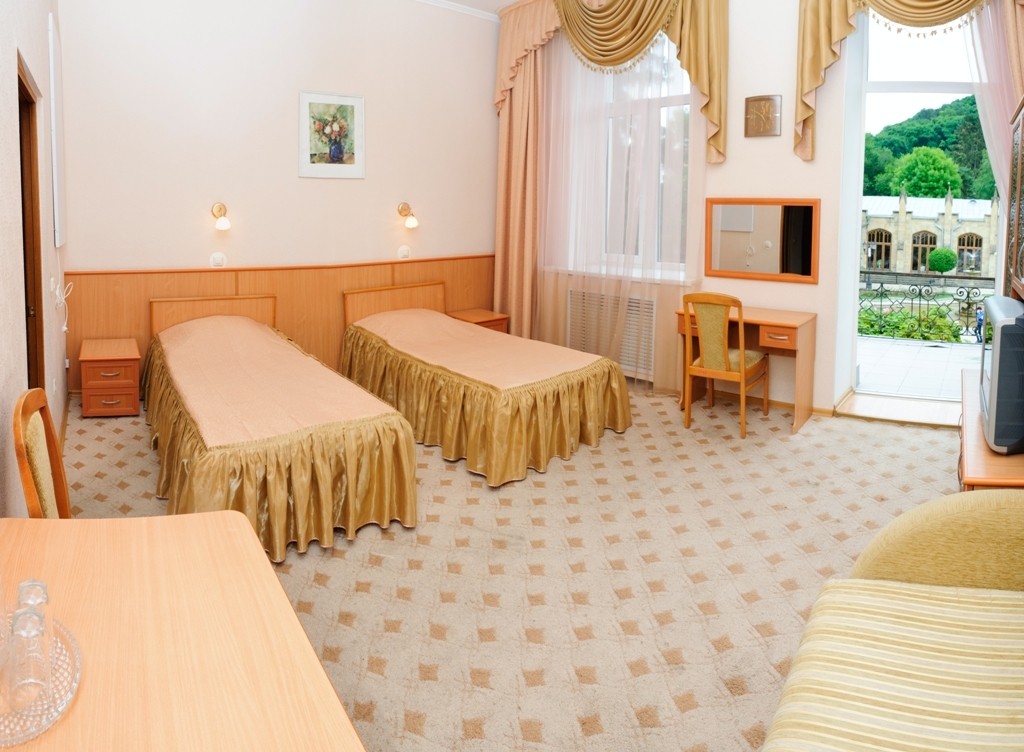 2-местный улучшенный номер, корпус Курортный