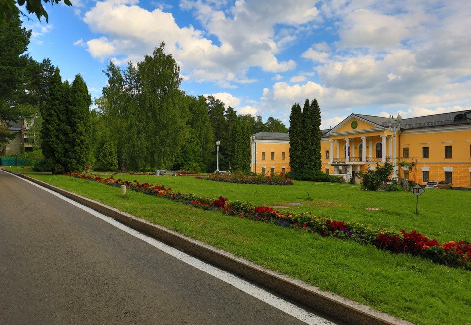 Бор