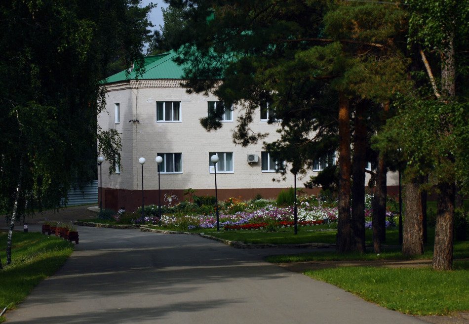 АЙ