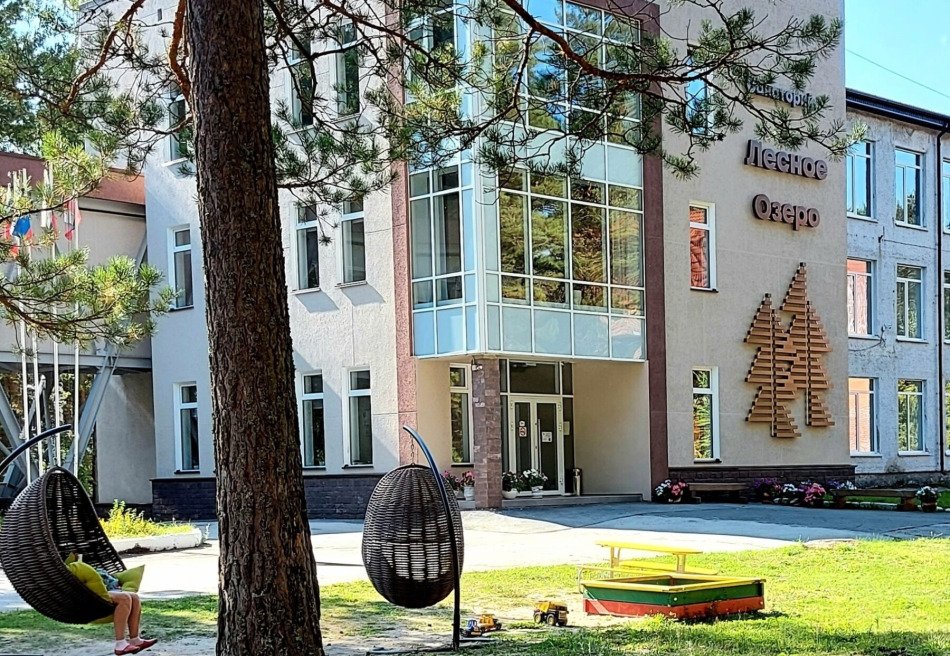 Лесное озеро
