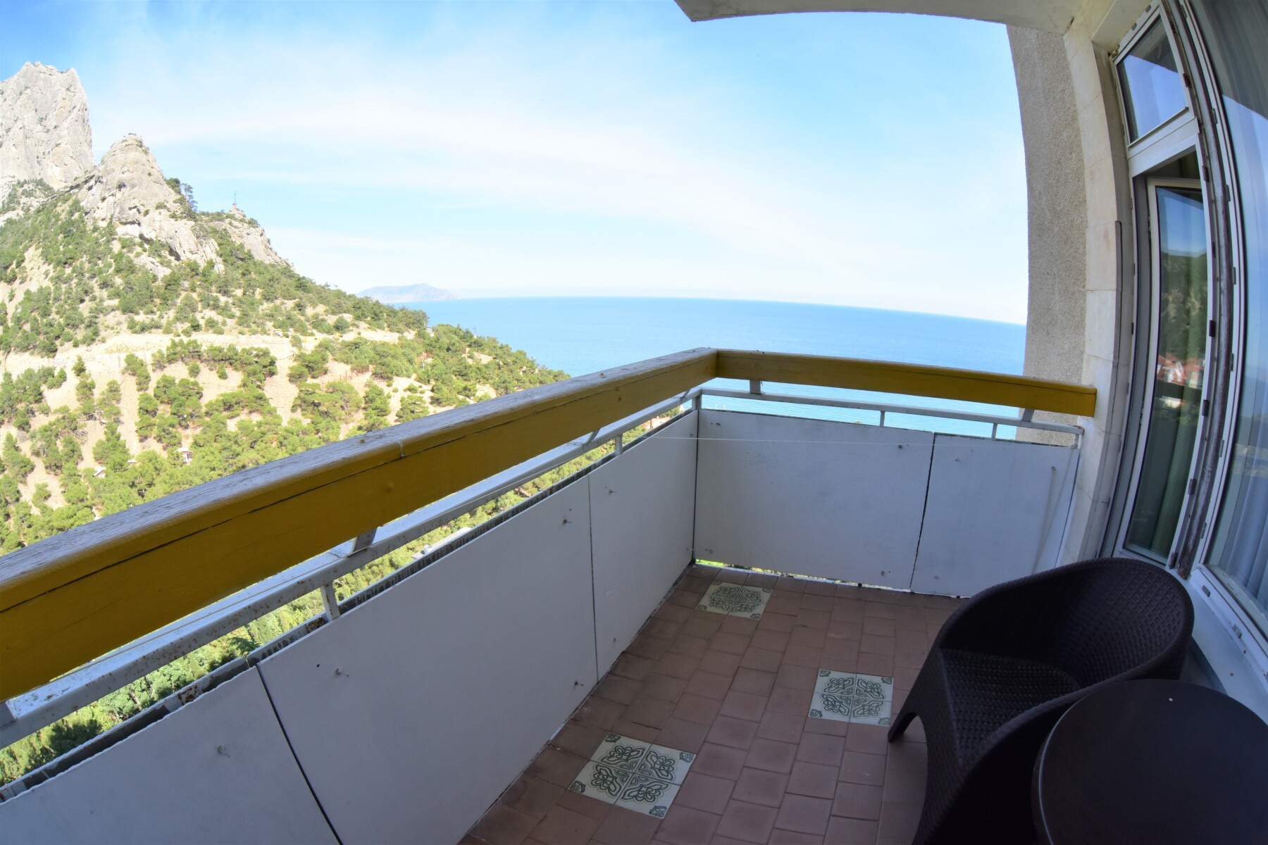 угловой 2-местный