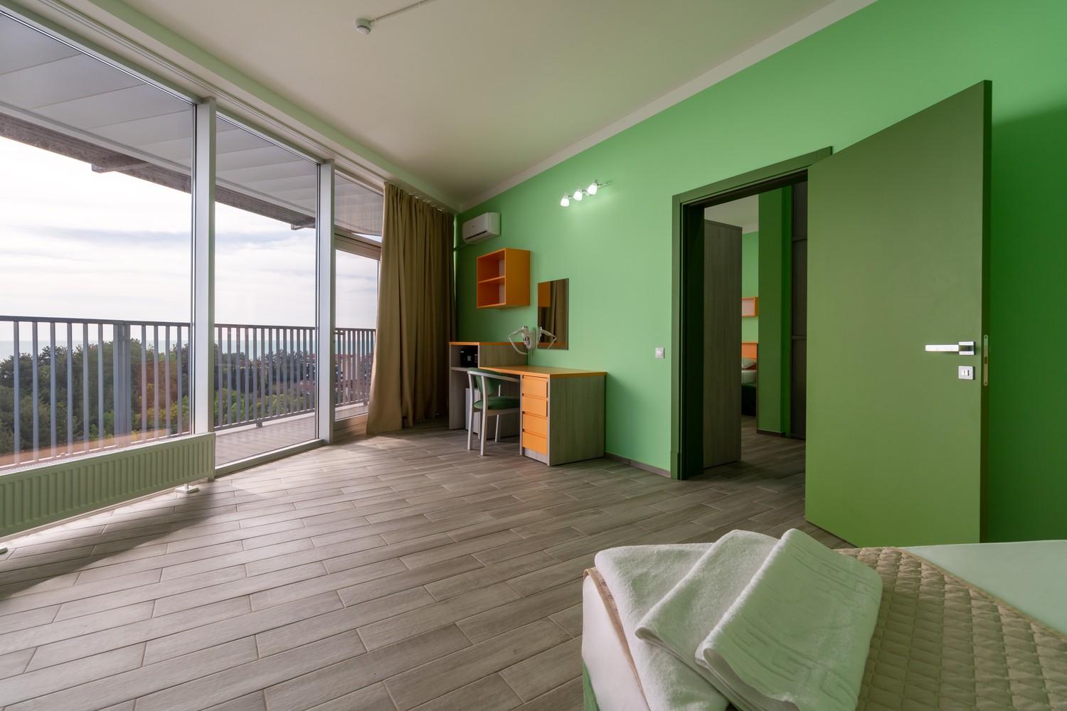 4-местный 2-комнатный с балконом