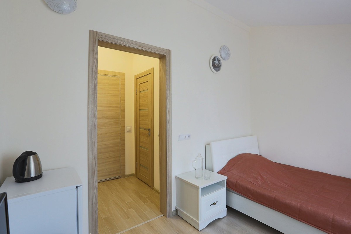 1-местный Single