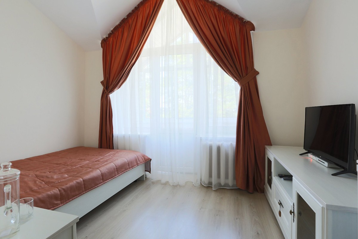 1-местный Single