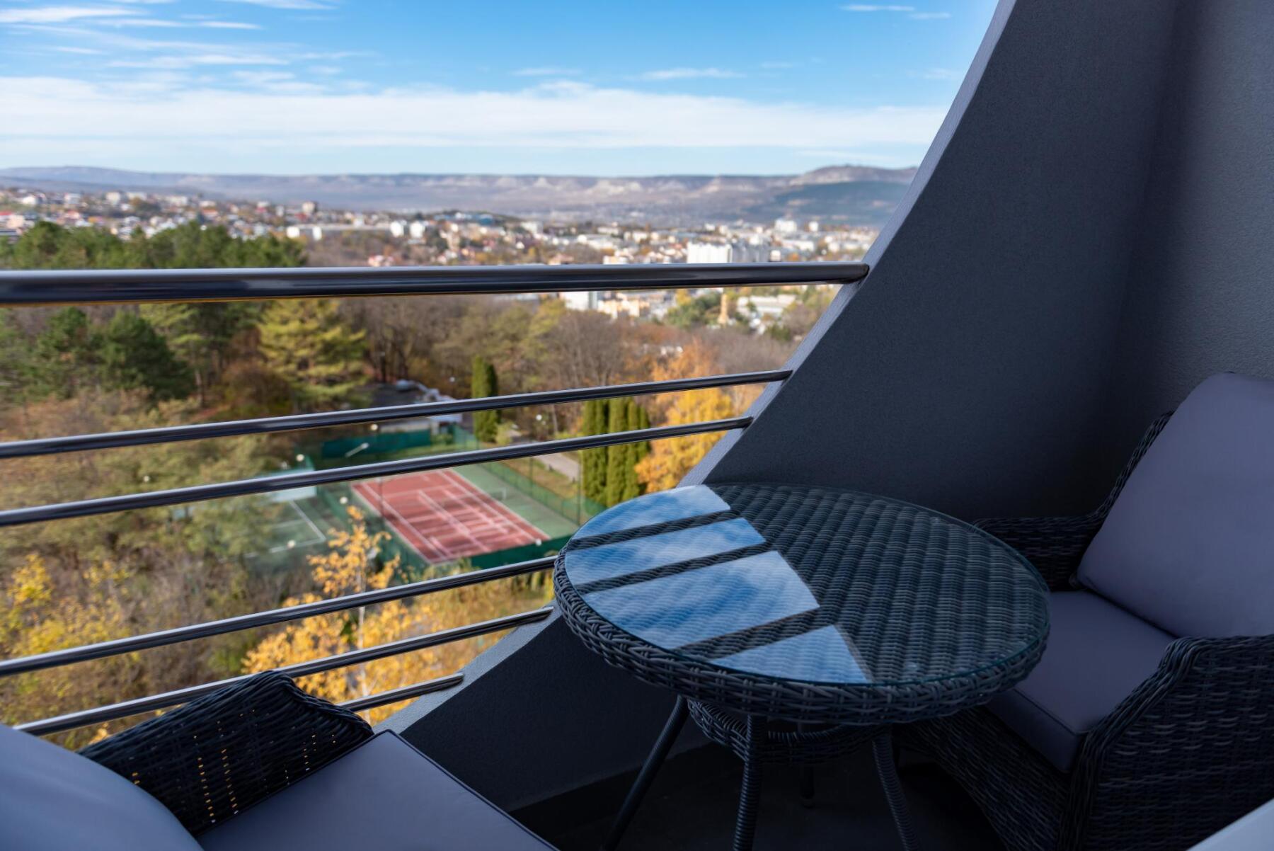  2-местный 2 комнатный номер Люкс (после реновации)