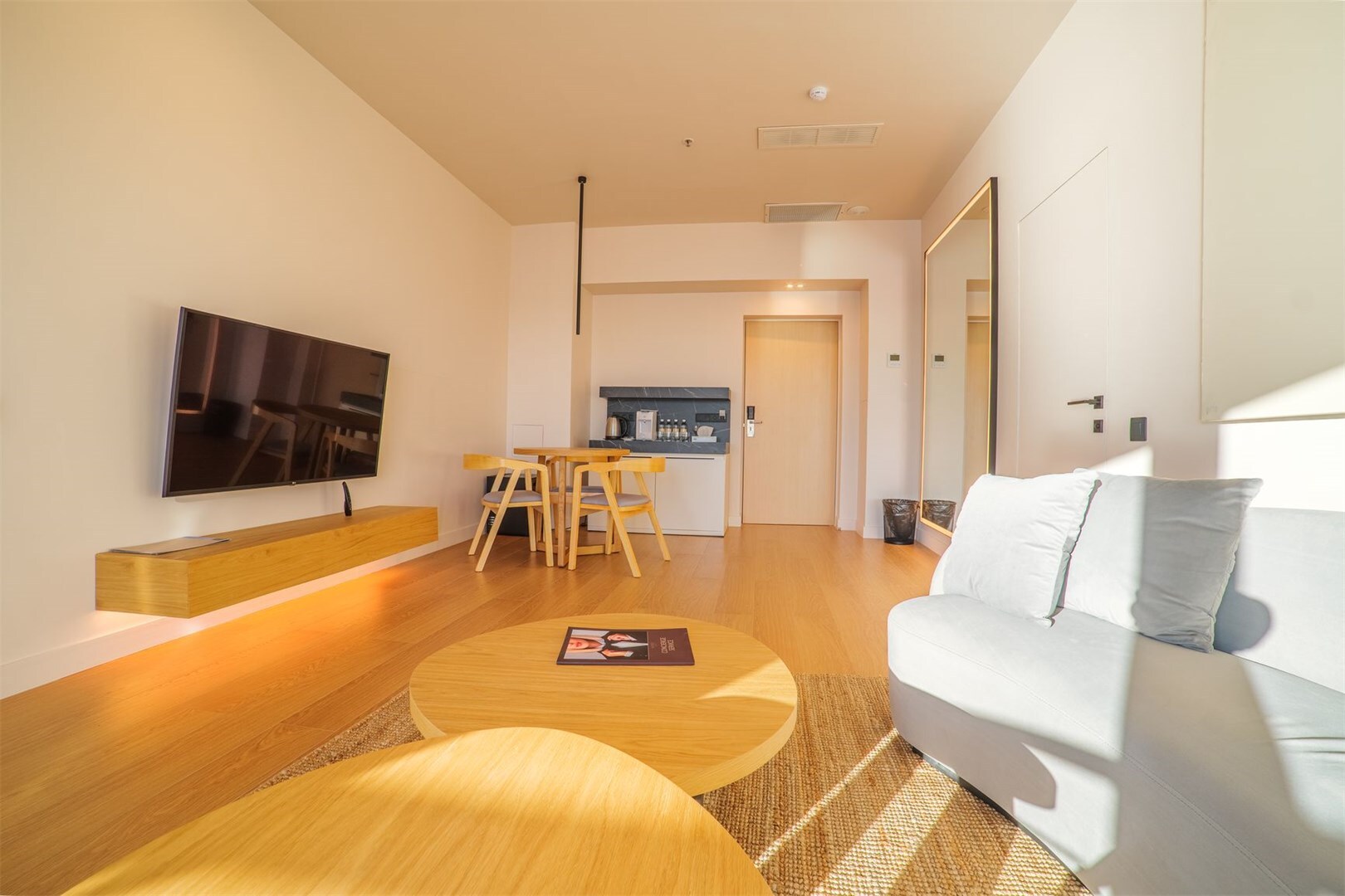 Премиум 2-местный 3-комнатный с 2-мя спальнями (корпус Sea Garden)