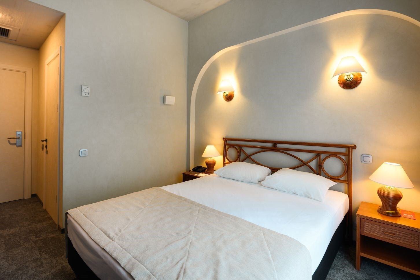 Базовый 2-местный 1-комнатный (вилла 1,2,6)