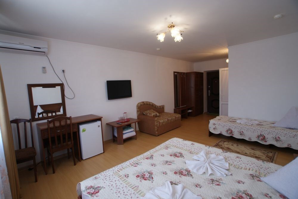 3-местный улучшенный с балконом