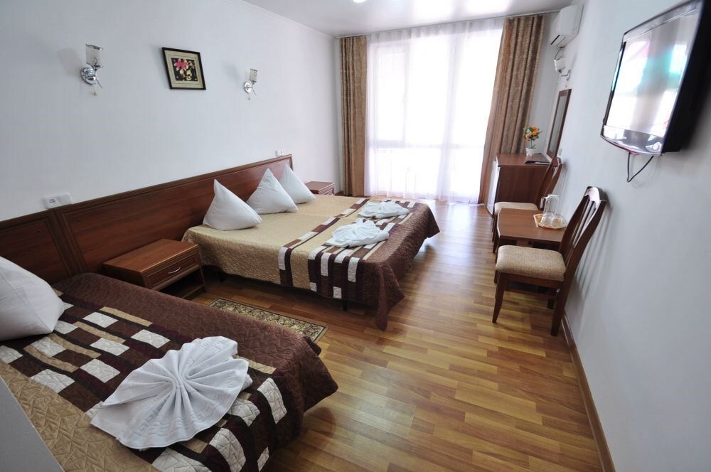 4-местный улучшенный с балконом