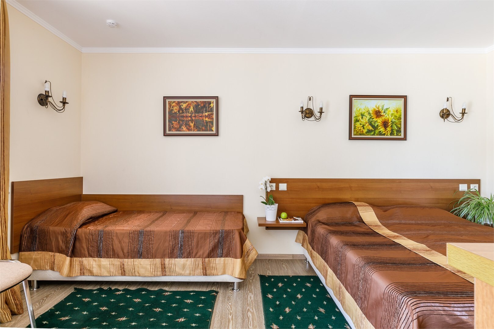 семейный в коттедже 3-м