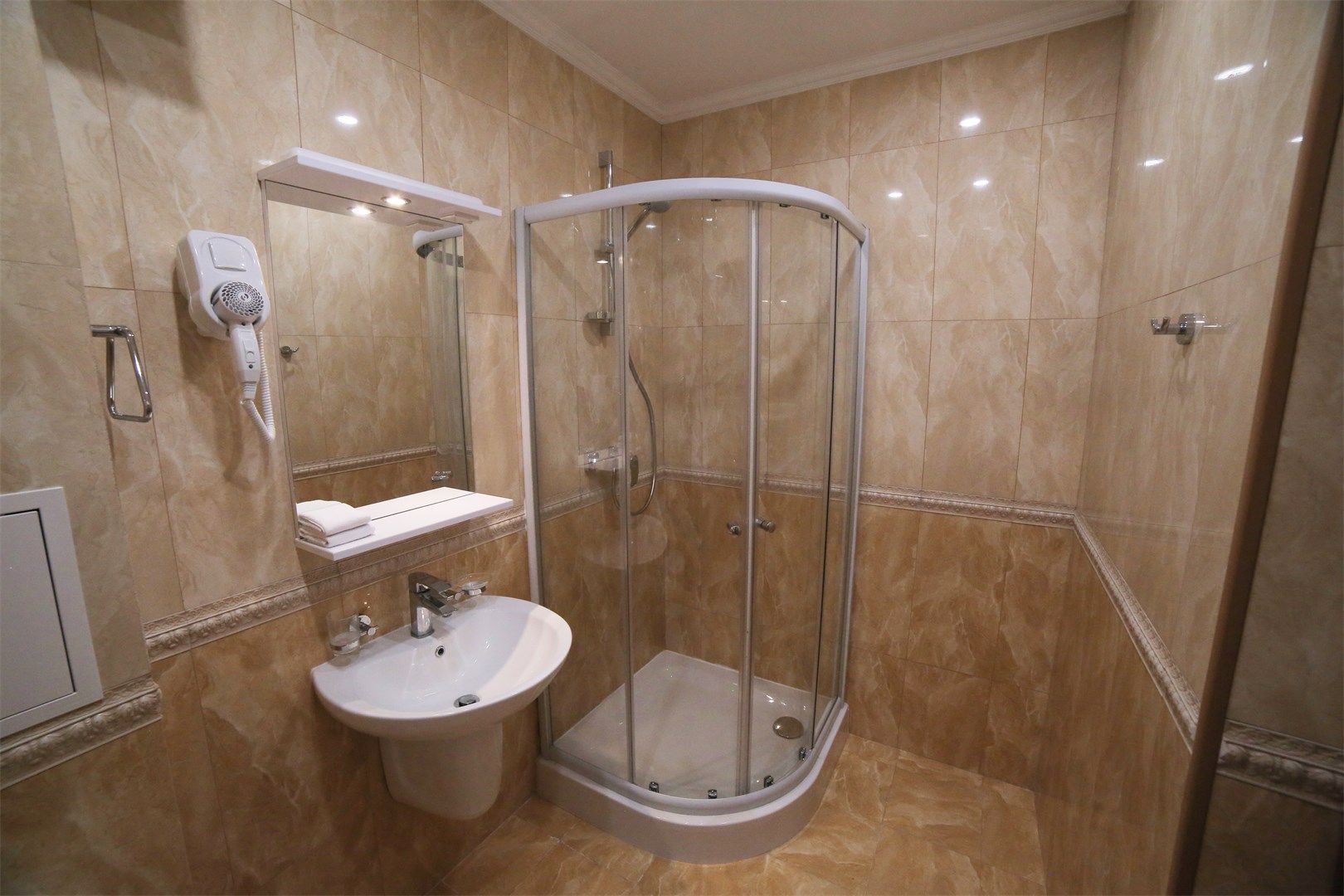 2-местный 2-комнатный