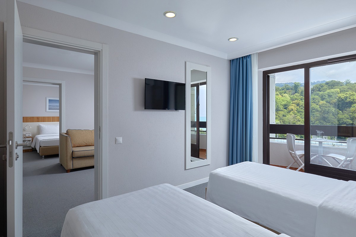 suite sea view 4-местный 3-комнатный FmSSV