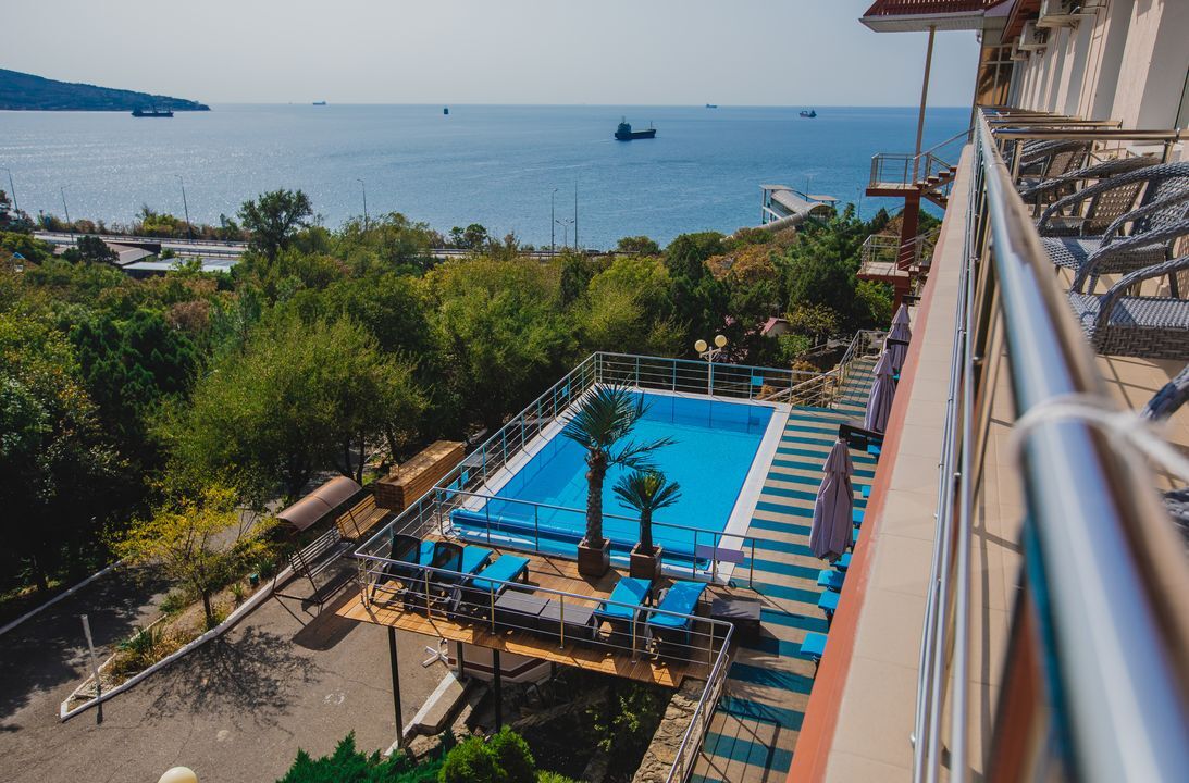 2-местный 2-комнатный вид на море и бассейн