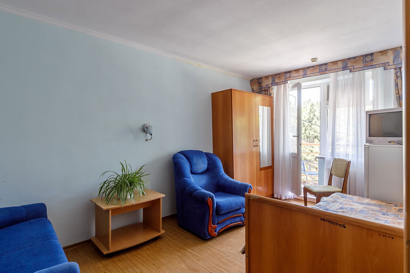 4-местный 2-комнатный