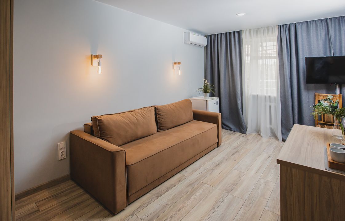 в корпусе 2-местный с балконом