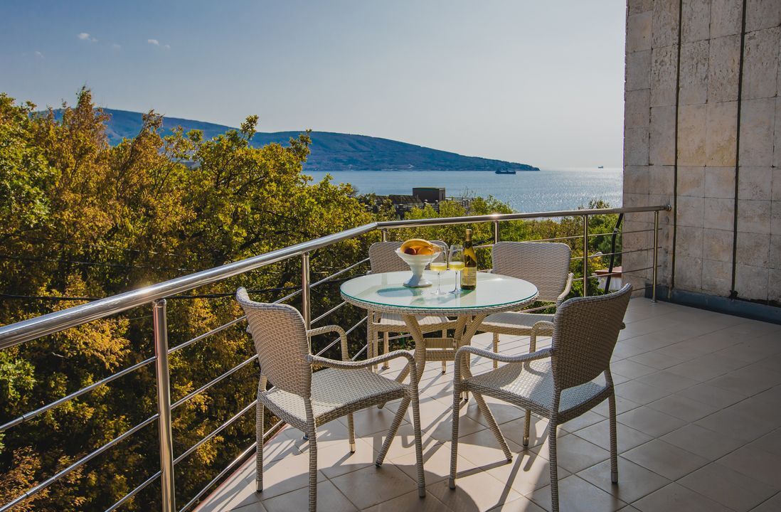 в корпусе 2-местный с балконом