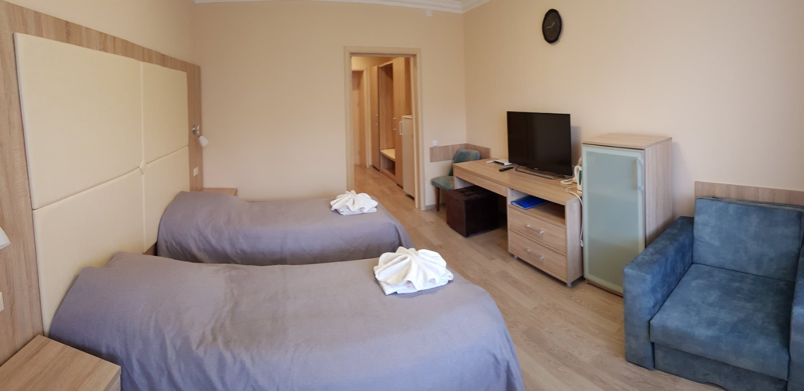 2-местный 2-комнатный корпус Круглый (20-25, 30-35, 40-45), Коттедж 6 (сп. 1)