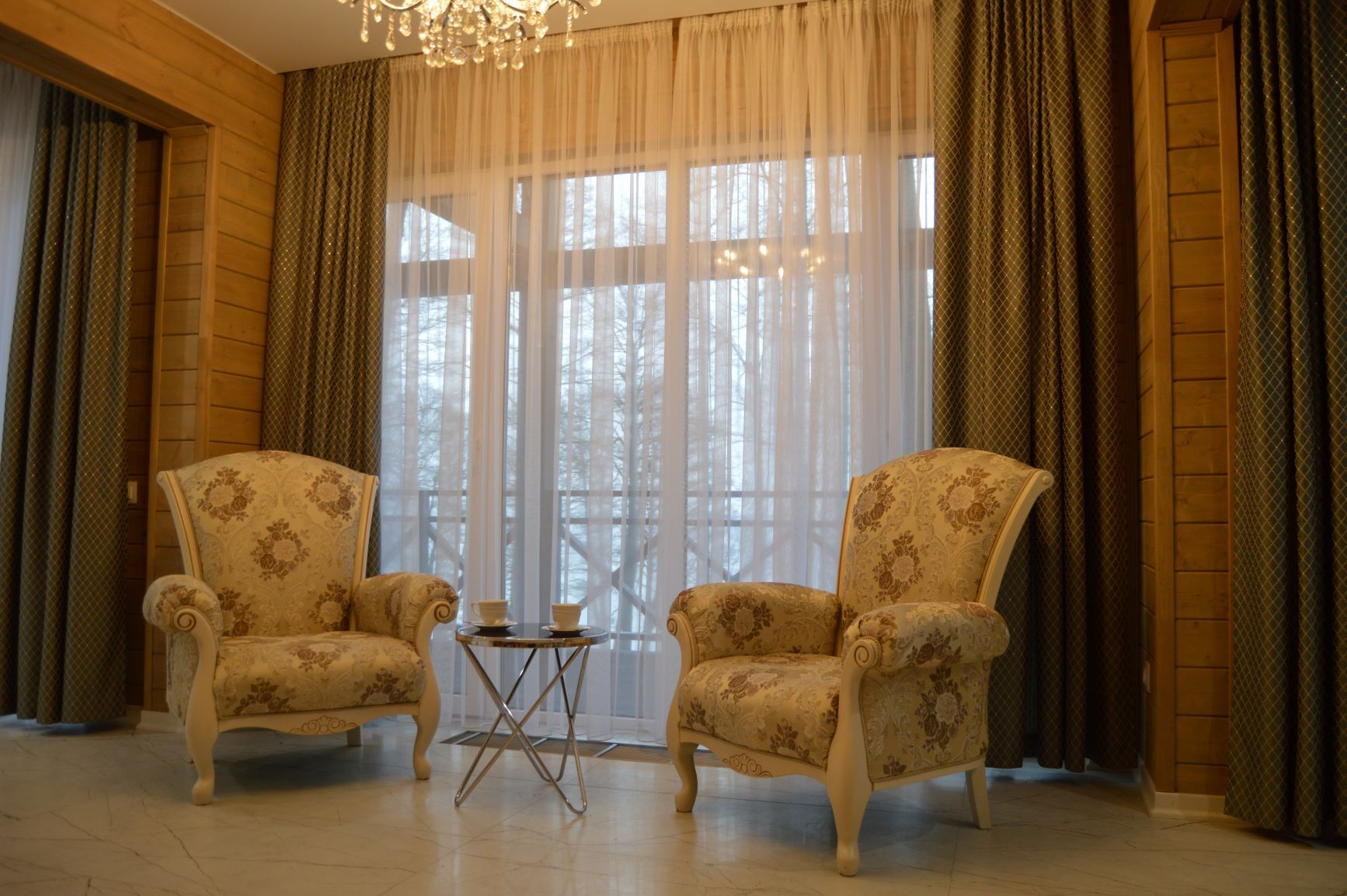 8-местный 4-комнатный