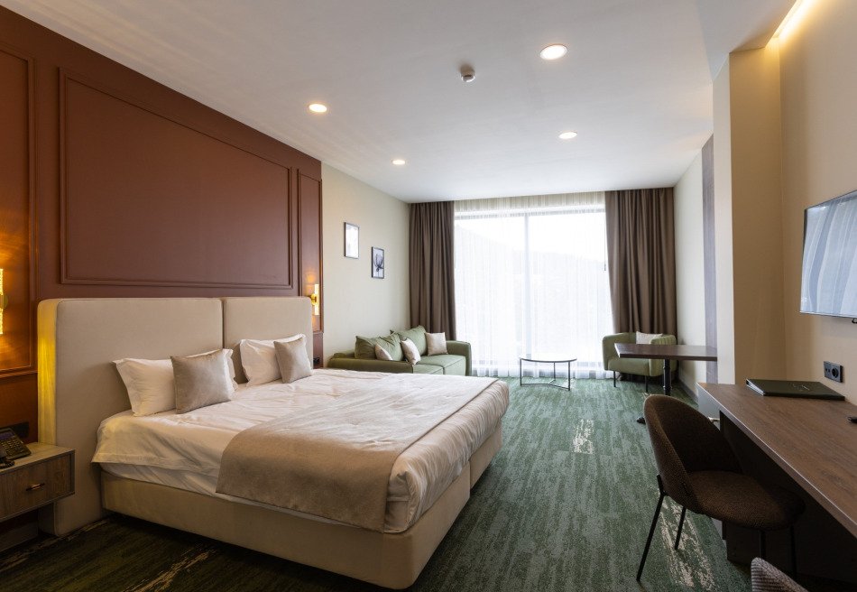 Mairi Park Hotel